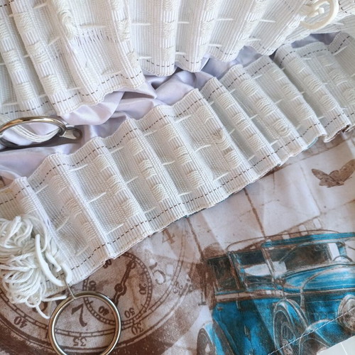 Curtains shading set like new, pack of 2