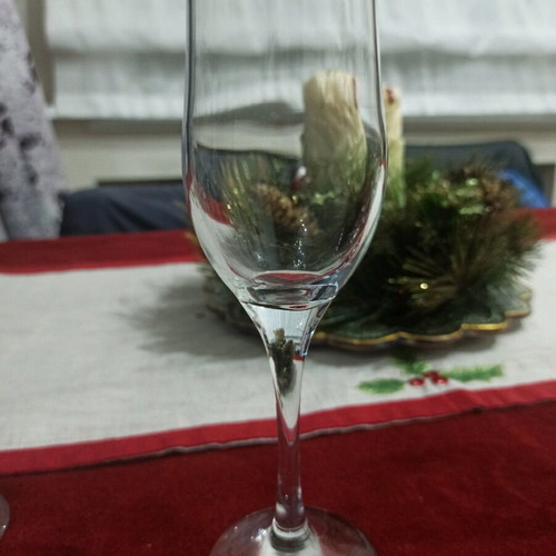 Champagne glasses like new, pack of 17 pieces