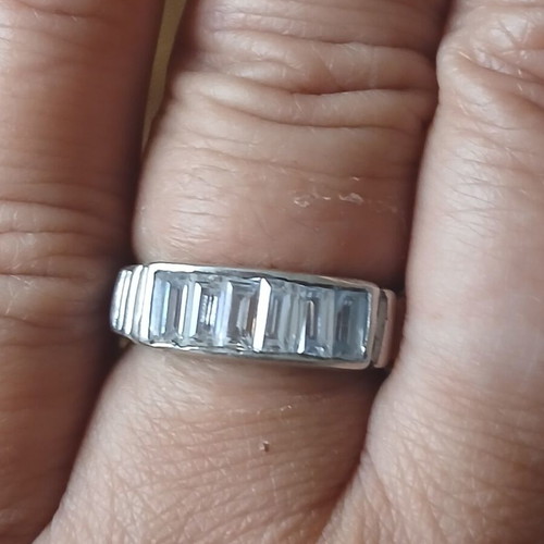 Silver 925 ring with zirconia, 17 mm, like new