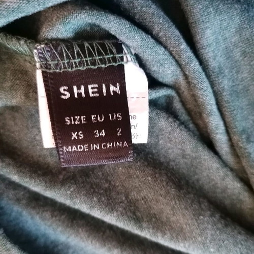 Shein lamé top with criss-cross back like new, black and silver