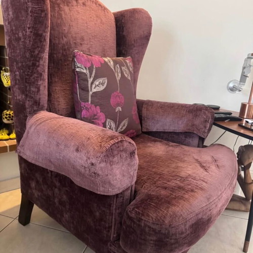 Handmade armchair with velvet upholstery, like new