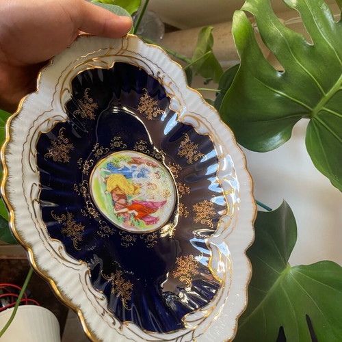 Decorative platter like new