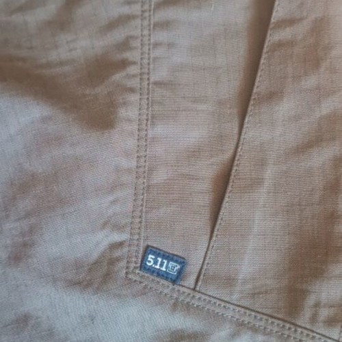 5.11 Tactical Bermuda Size 44 like new, green