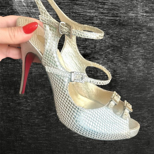 Luciano Padovan women's sandals new, size 39, silver