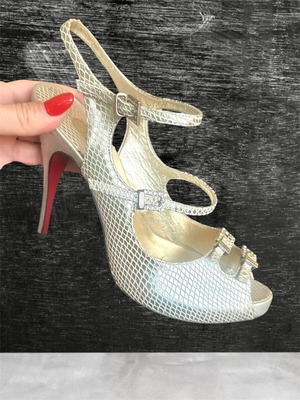 Luciano Padovan women's sandals new, size 39, silver