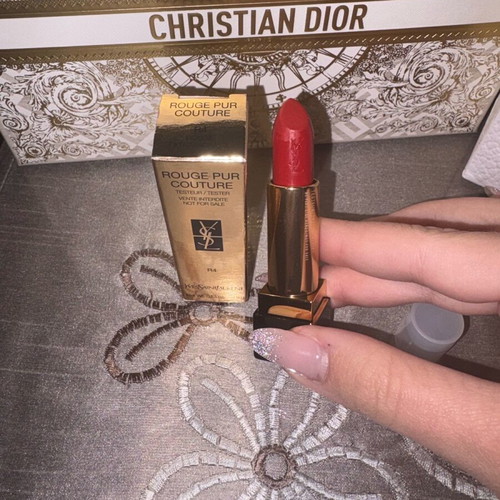 Yes Saint Laurent lipstick new in shades P3 and P4