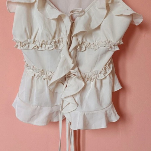 Blouse with cords and ruffles beige, like new, size S