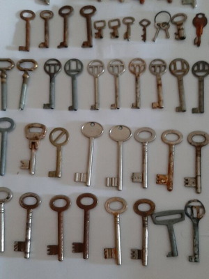 Old keys used, pack of 50 pieces