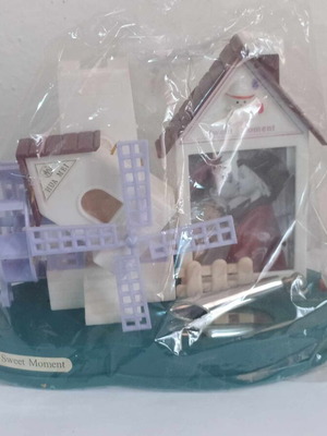 Sweet Moment windmill office set new with pen and photo holder