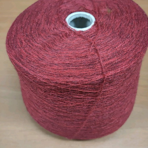 Thick burgundy melange yarn 2/20 like new