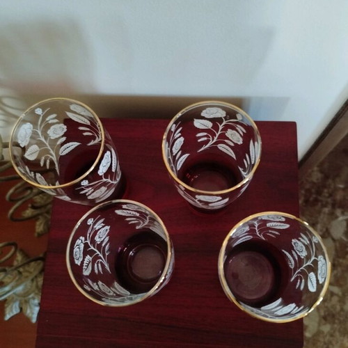Vintage water glasses used, set of 4, thin glass with gold finish