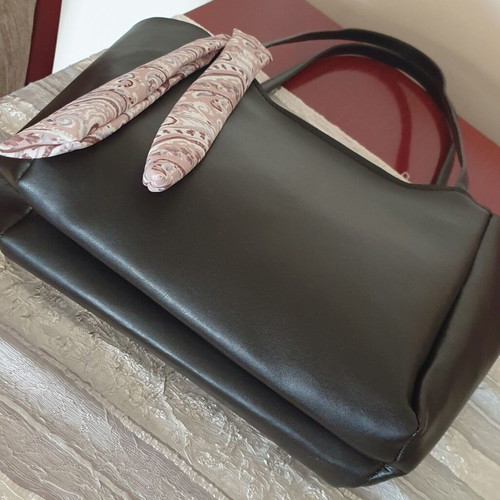 Black shoulder bag like new with soft leather and fabric scarf