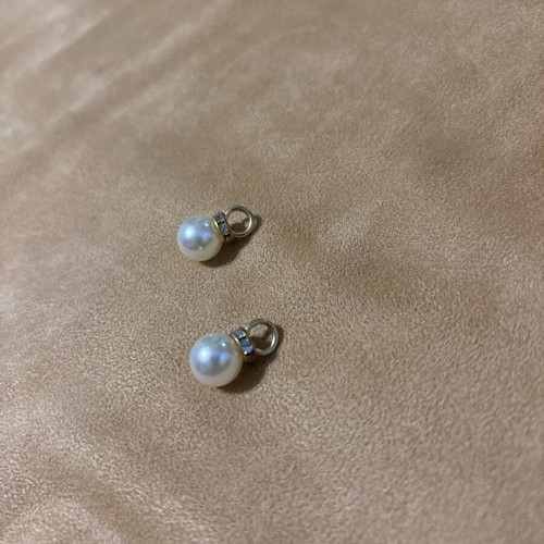 Pendant jewelry like new, pack