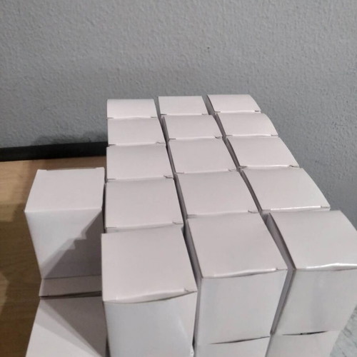 Bombonieres new, pack of 37, metal houses with plexiglass base
