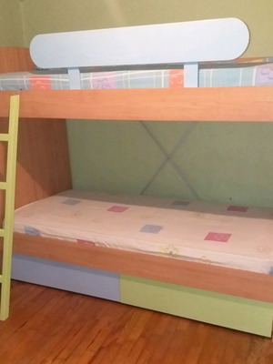 Κουκέτα Modeco εφηβική μεταχειρισμένη με δύο συρτάρια αποθήκευσης