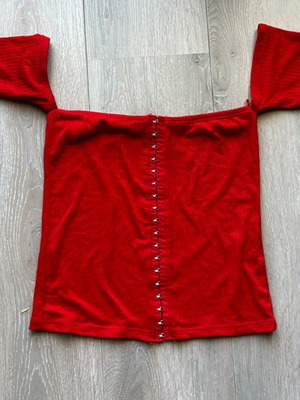Women's top red cropped like new, size M