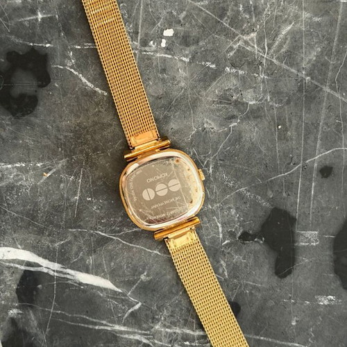 Komono The Moneypenny Royale Gold White watch