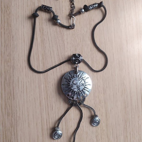 Women's pendant necklace metal with beads like new, silver