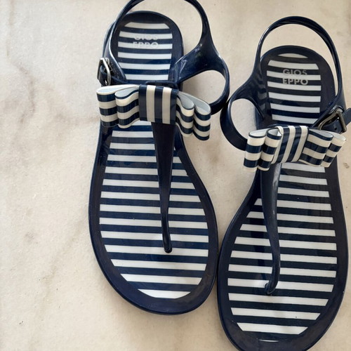 Gioseppo Striped Jelly Thong Sandals Nautic Style like new
