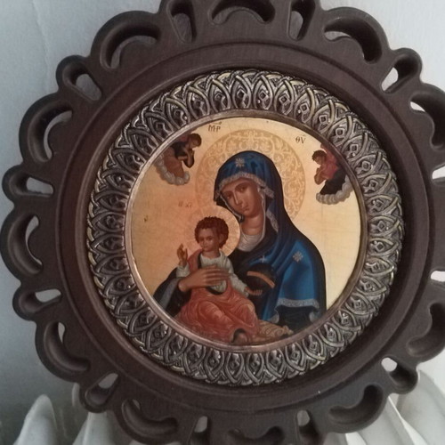 Original Virgin Mary icon with wooden circular frame and silver 925 details like new