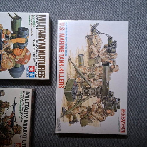 Plastic models new, Modern Warfare, pack of 4 kits