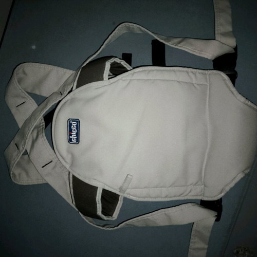 Chicco baby carrier like new