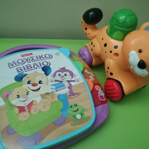 Fisher-Price Amazing Animals Press & Go Cheetah and Laugh & Learn Musical Storybook used