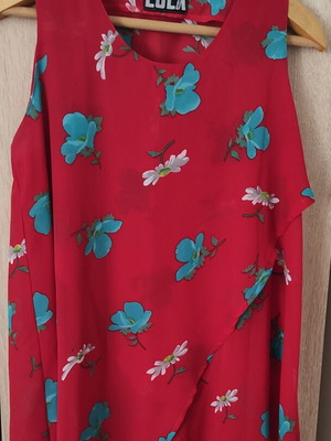 Lola sleeveless blouse floral pattern red and blue size XL like new