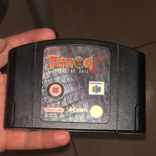 Turok 2 Nintendo 64 like new, fully functional