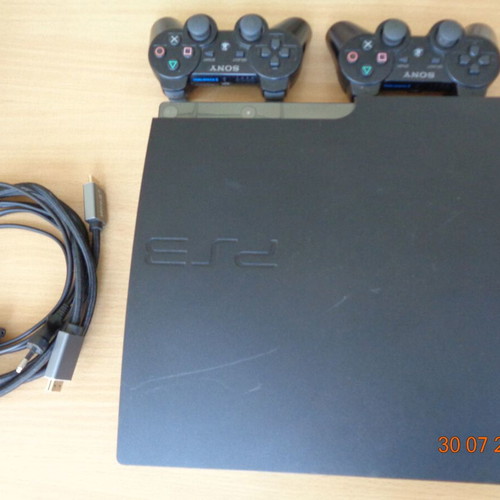 Sony PlayStation 3 Slim CECH-2004B 320GB like new with 2 games