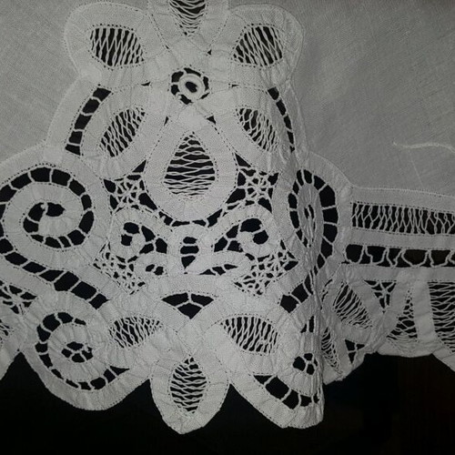 Tablecloth for Rotonda round 1.59m handmade like new