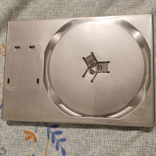 PlayStation 2 CD case platinum silver like new with memory card slot