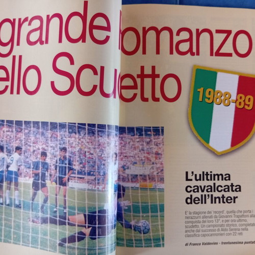 Calcio 2000 Italian magazine used, December 2004 issue