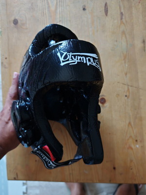 Olympus sport face protection small used