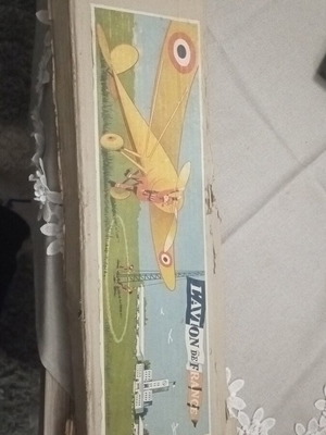 Model airplane French 1948-1950 new, collectible