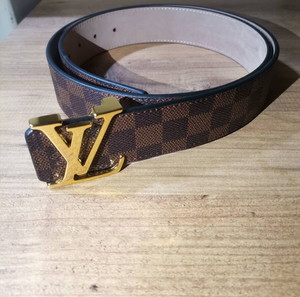 LOUIS VUITTON ПРЕВРЪЗКА 125см