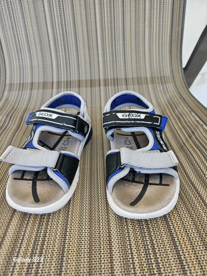Geox anatomical sandals with lights used, size 30, white and blue