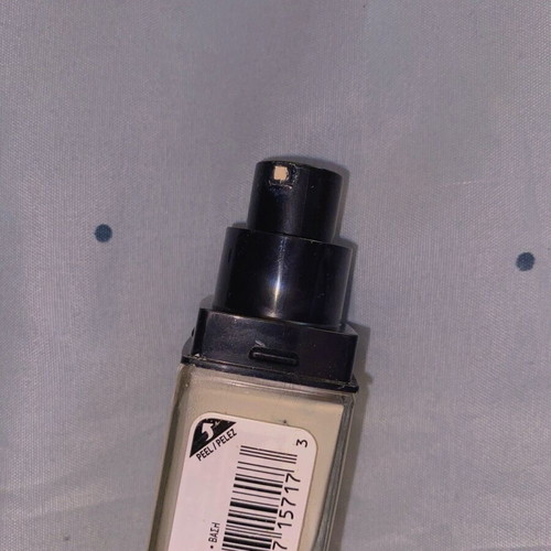 Nyx Can’t Stop Won’t Stop foundation used, shade pale