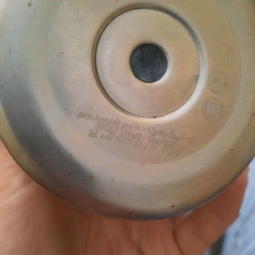 Thermos with minimal design like new
