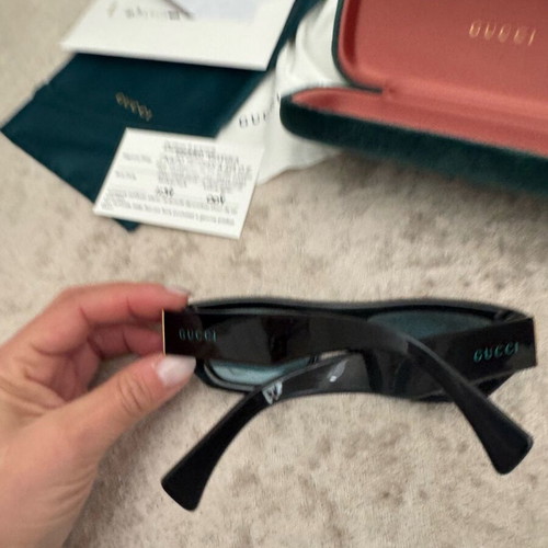 Gucci sunglasses new with acetate frame and light green lens