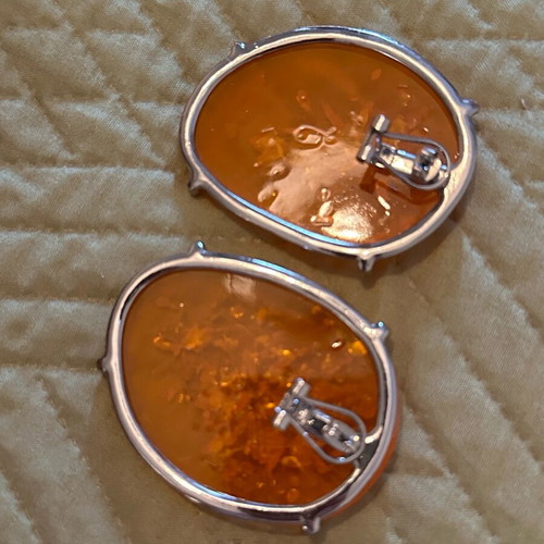 Earrings like new