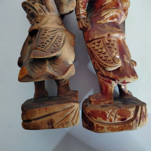 Wooden Chinese style figurines used, set of 2 pieces