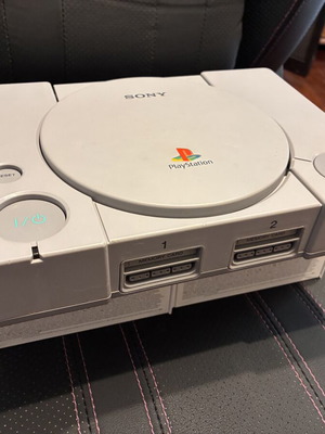 PlayStation 1 ps1 капаци употребявани, без платка и кабели