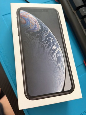 iPhone XR 128GB box used, black, empty for collection