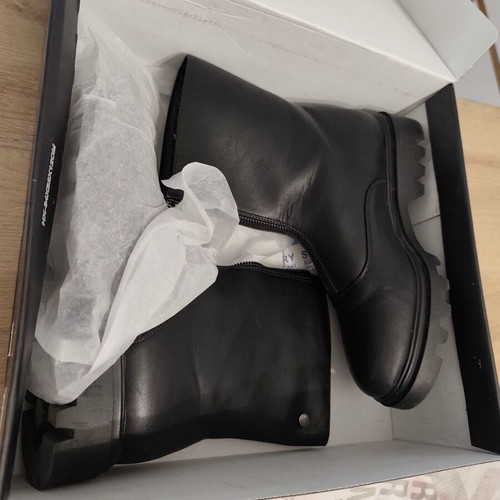 Xti women's ankle boots new, size 39, black