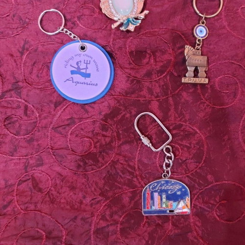 Keychains set of 4 pieces new and used