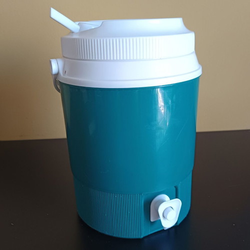 Reangwa insulated water container 5 liters like new with tap