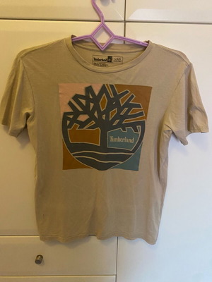 Timberland κοντομάνικη μπλούζα σαν καινούργια, μέγεθος L, μπεζ