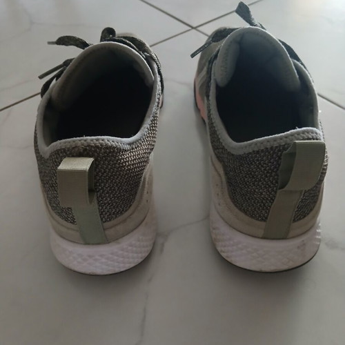 Athletic shoes like new, size 41, pink and green