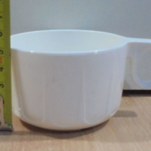 TWA Trans World Airlines set of 2 old plastic promotional mugs used